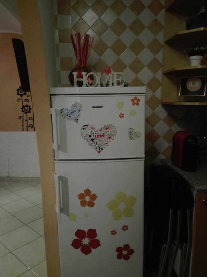 Sally'S House เวนาเรีย เรอาเล ภายนอก รูปภาพ