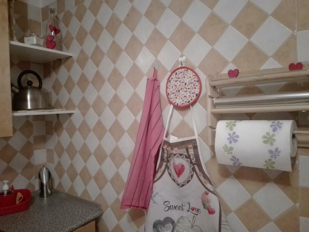 Sally'S House เวนาเรีย เรอาเล ภายนอก รูปภาพ